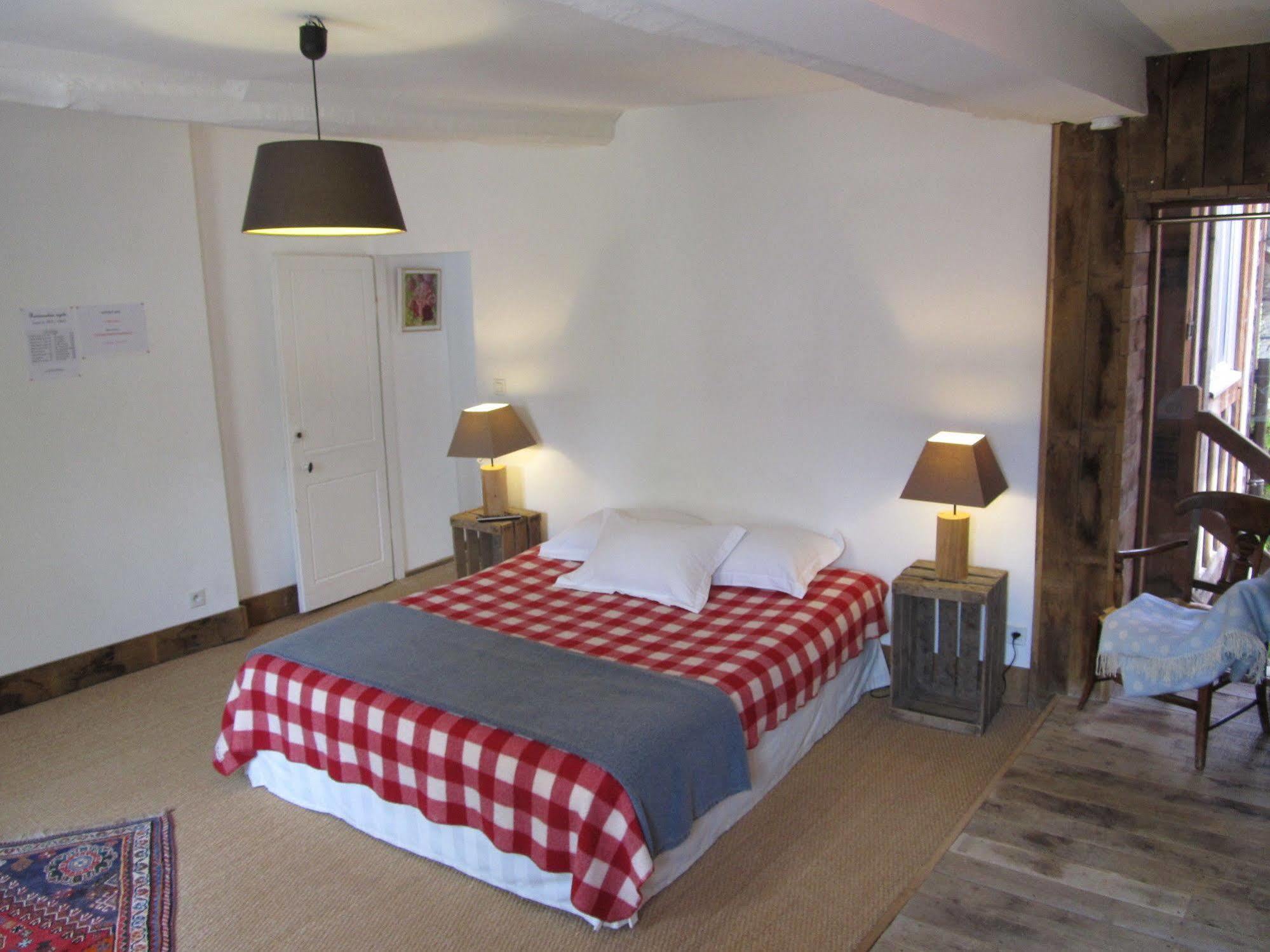Chambres D'Hotes A L'Ecole Buissonniere Honfleur Bagian luar foto