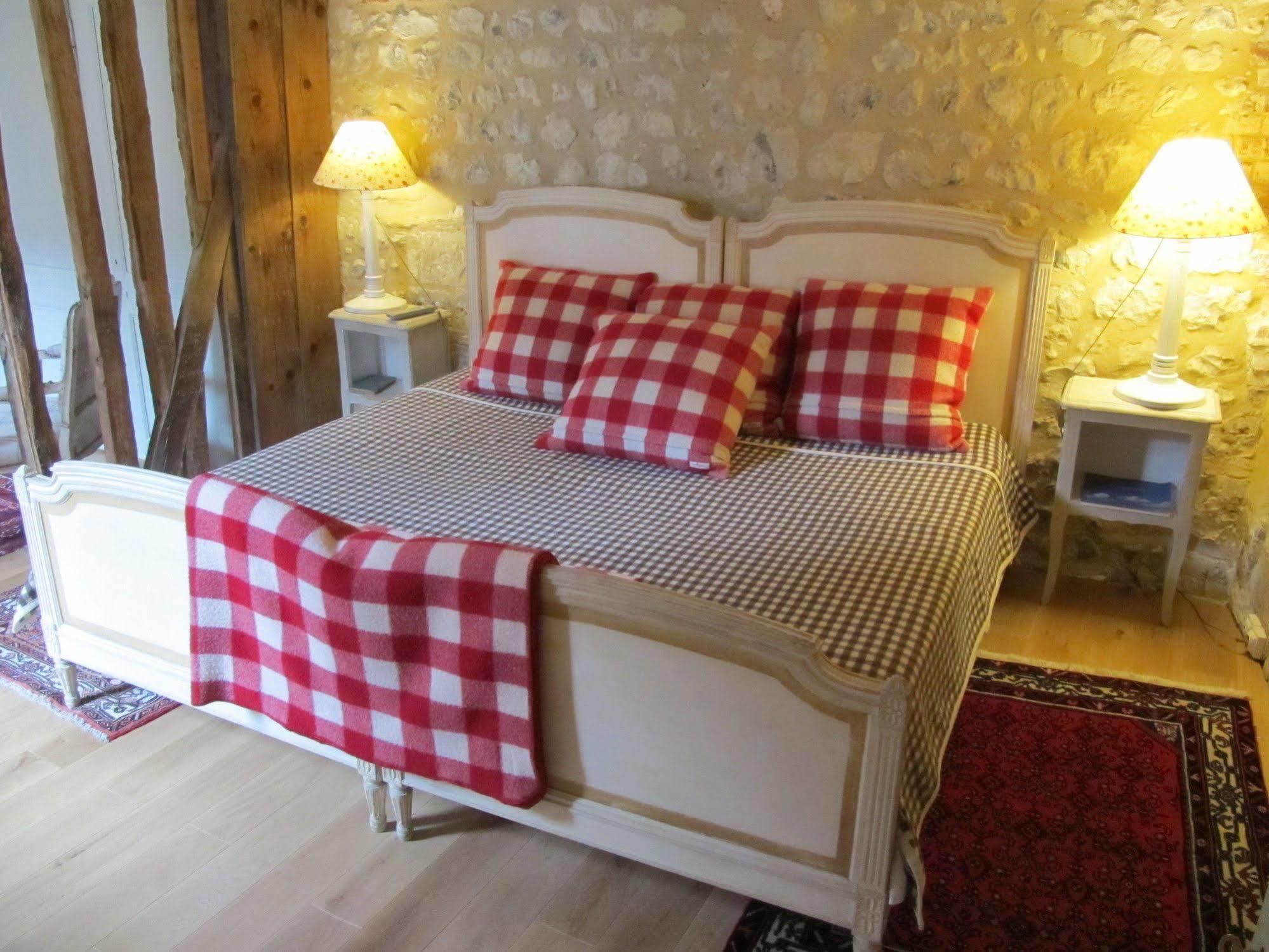 Chambres D'Hotes A L'Ecole Buissonniere Honfleur Bagian luar foto